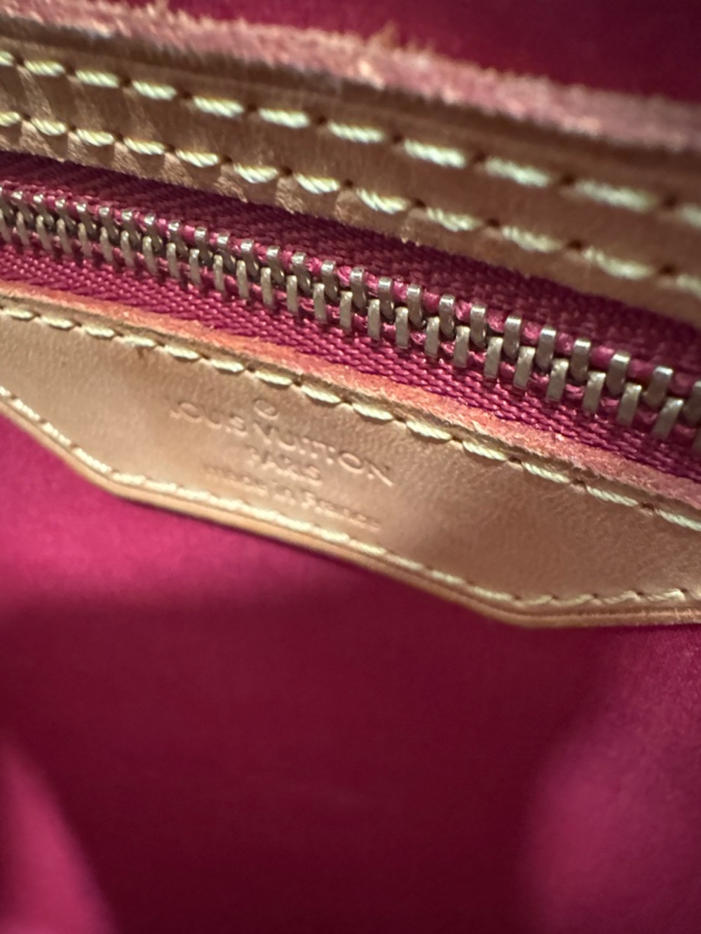 Louis Vuitton patent Vernis Brea bag - Picture 8 of 10